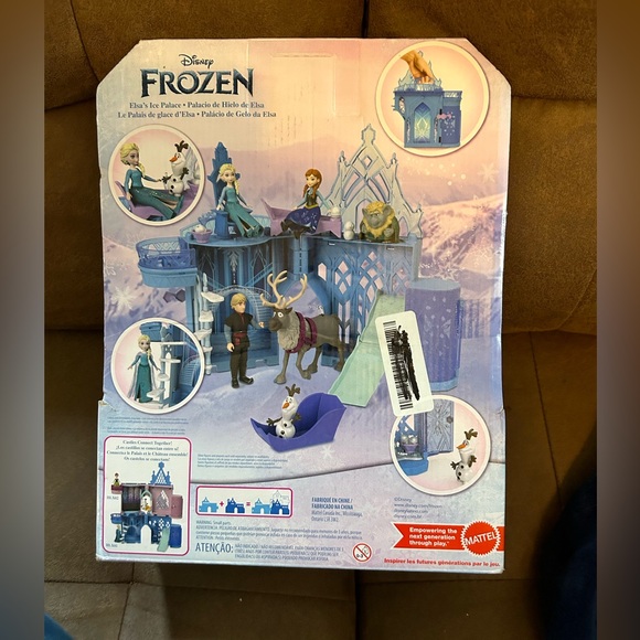 Disney Frozen❄️Storytime Stackers Elsa's Ice❄️Palace Set w Small Doll - Picture 3 of 9
